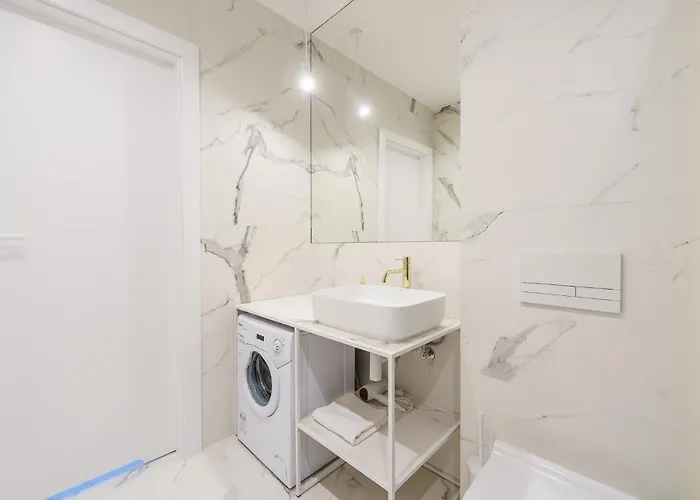 Chilliapartamenty - Generala Maczka - Lazuryt 아파트 코워브제크